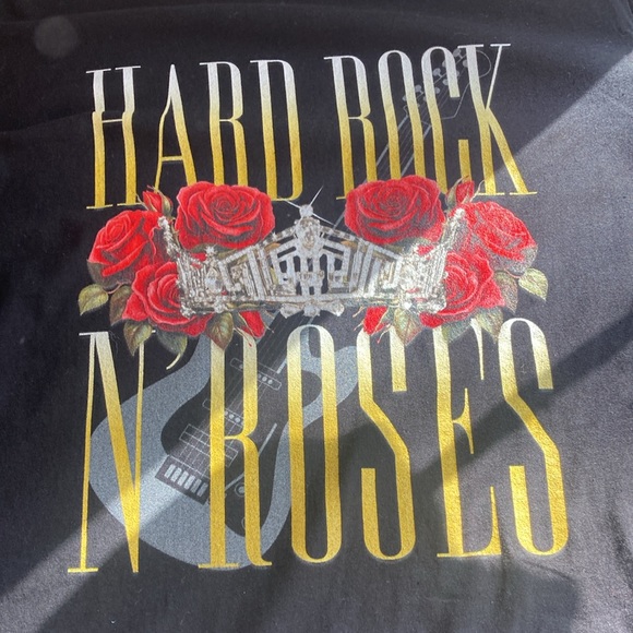 EUC Hard Rock 'N Roses Souvenir Tee Shirt - Unisex Black Size Med Bella+Canvas - Picture 5 of 7